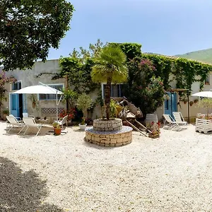  Casa vacanze Le Dello Zingaro Italia