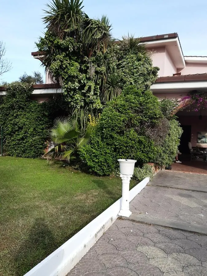 B&B Villa Giovanni Casal Palocco Italy